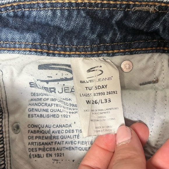 Silver Jeans - Picture 3 of 3